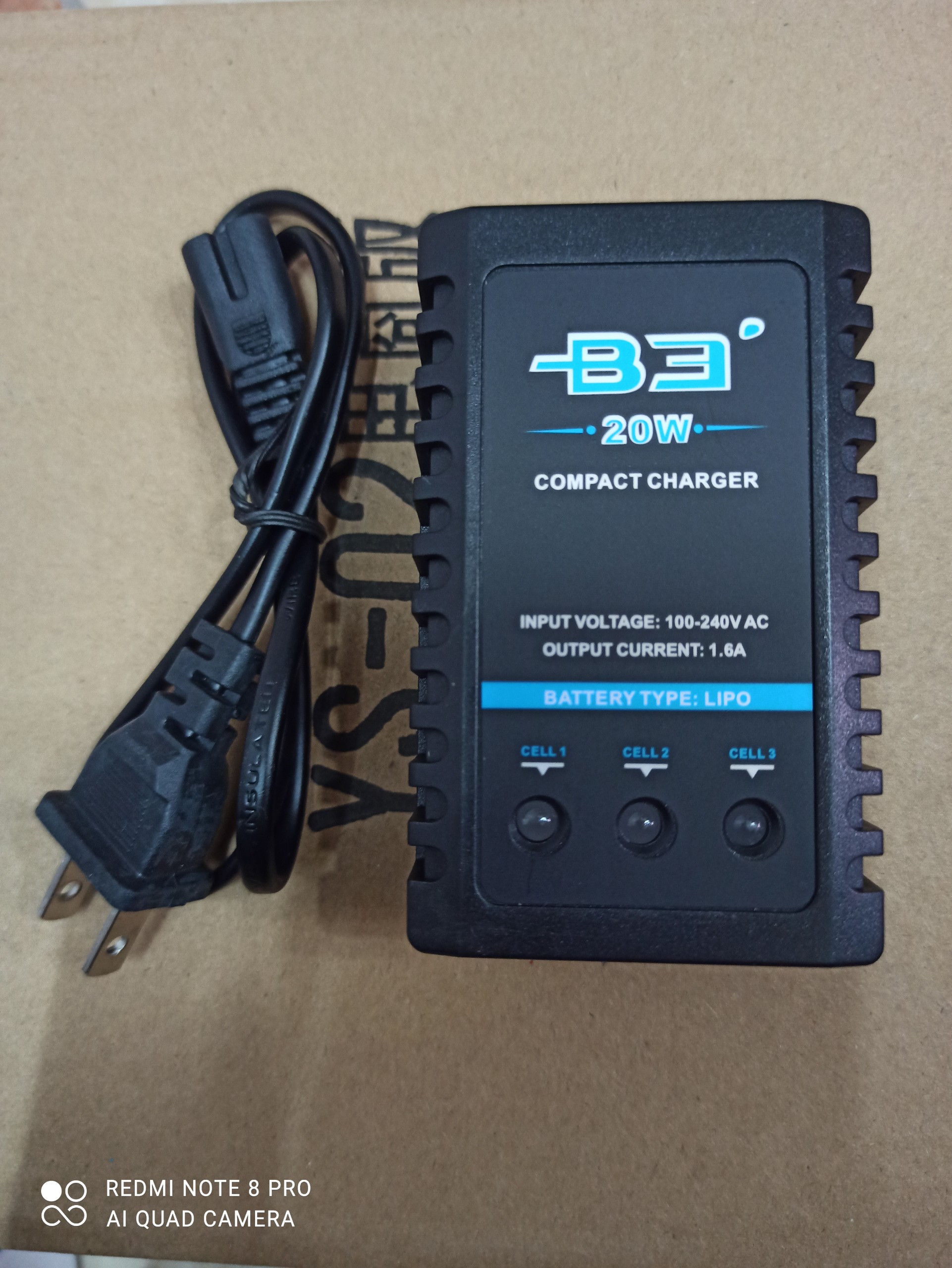 Pin Sạc Pin LIPO B3 7.4V 11.1V Pin Sạc Pin LIPO B3 7.4V 11.1V