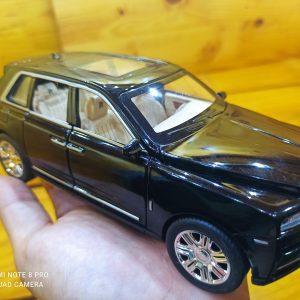 Mô hình siêu xe Rolls Royce Cullinan Chezhi
